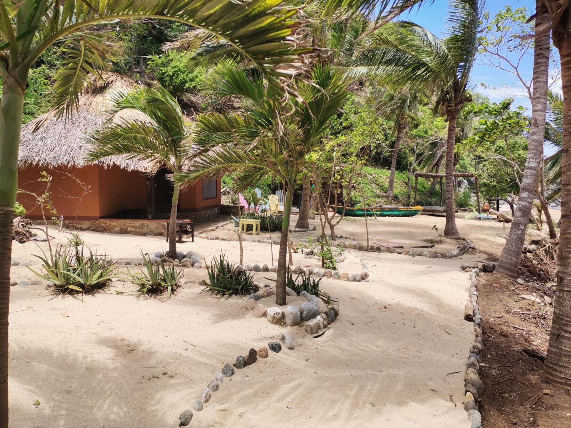 Hotel Bahia De La Luna Arroyo Cruz Esterno foto
