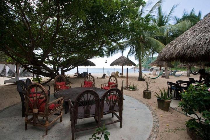 Hotel Bahia De La Luna Arroyo Cruz Esterno foto