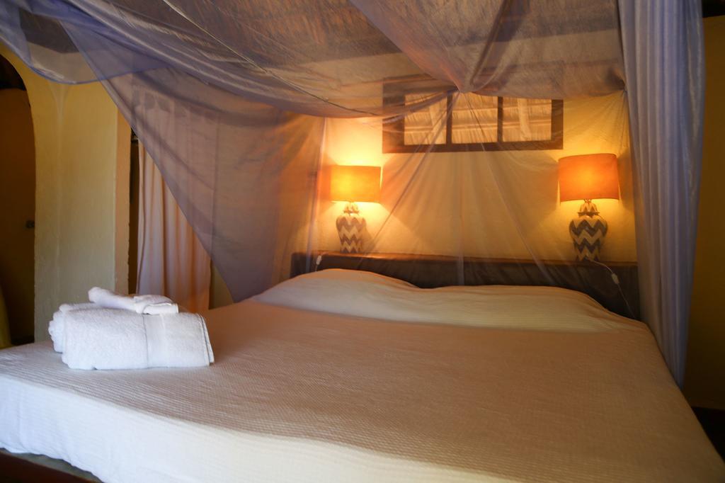 Hotel Bahia De La Luna Arroyo Cruz Esterno foto